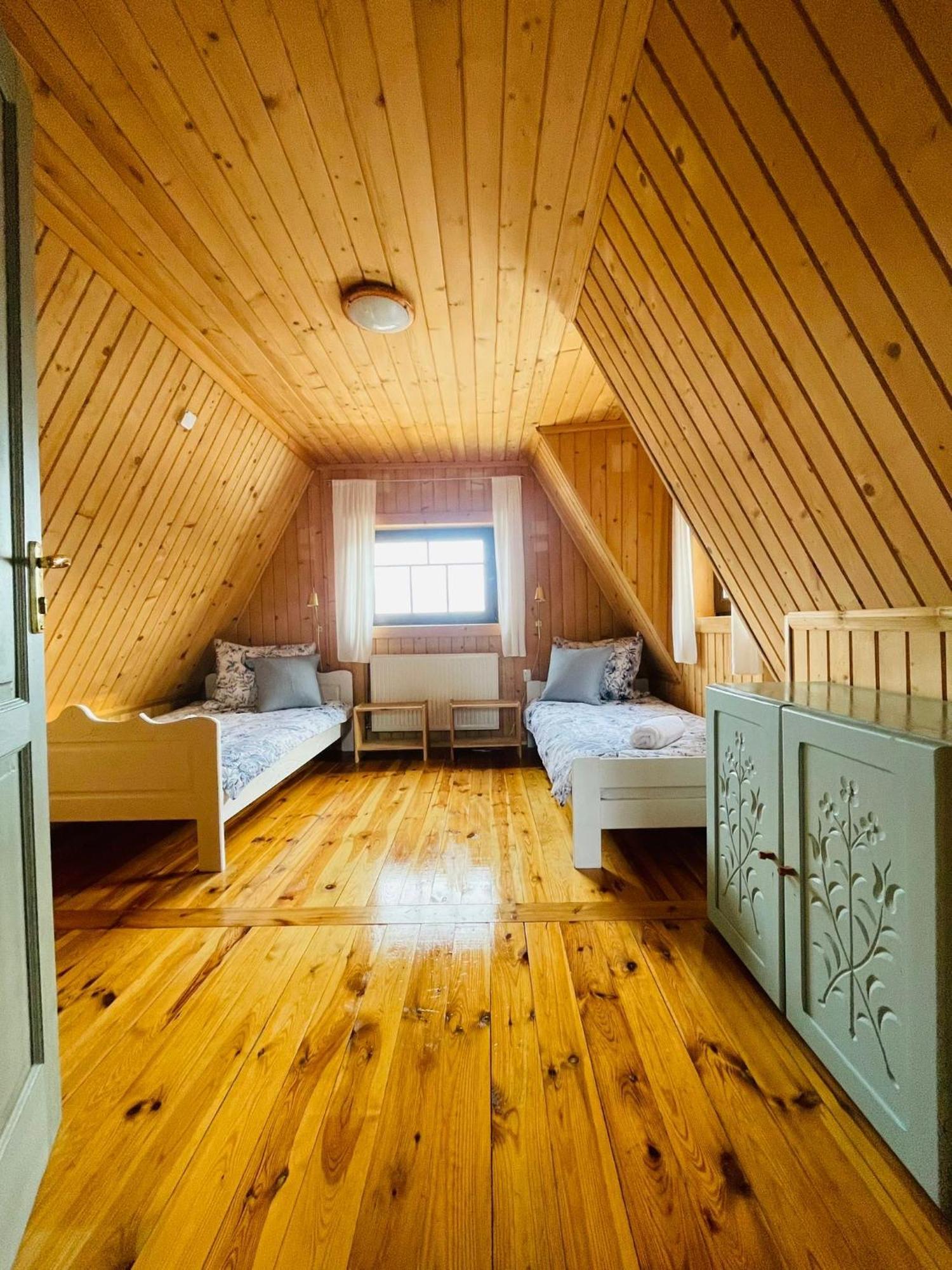 Lobrotno Gazdzina - Goralska Chalupa Na Wylacznosc บุโควินา ทัตซานสกา ภายนอก รูปภาพ